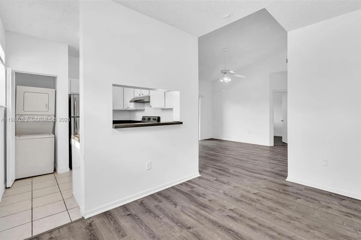 1701 NW 96th Ter # 1C, Pembroke Pines FL 33024