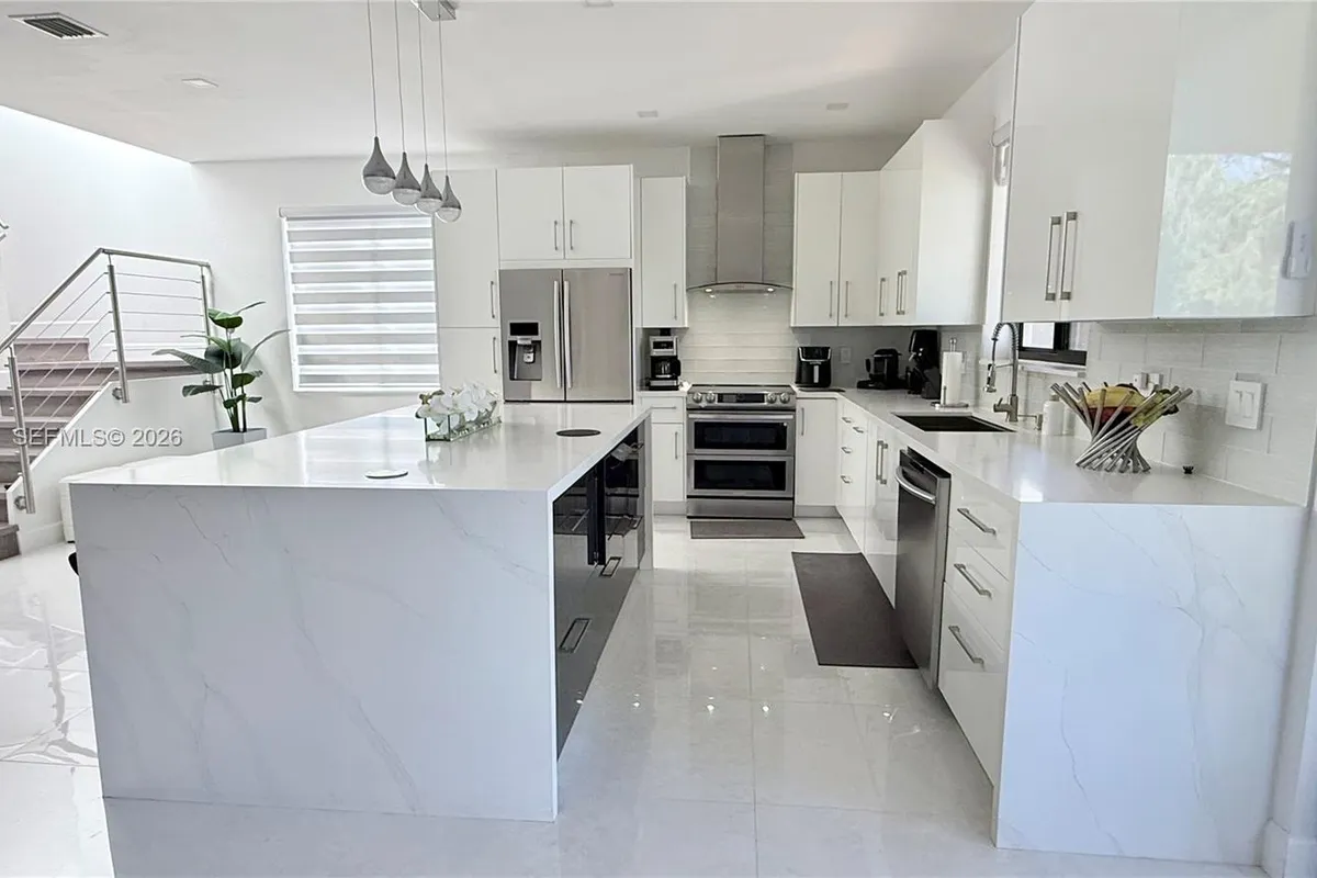 1392 Canary Island Dr # 0, Weston FL 33327