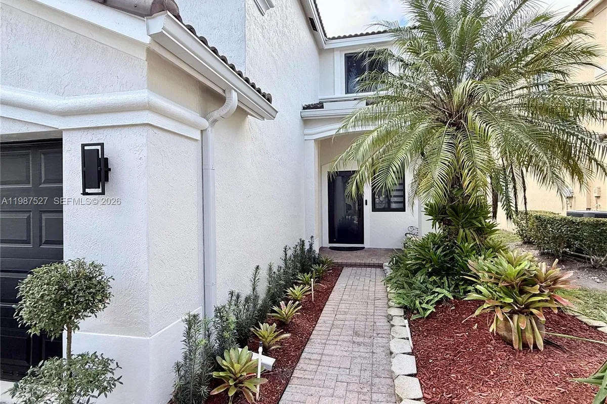 1392 Canary Island Dr # 0, Weston FL 33327