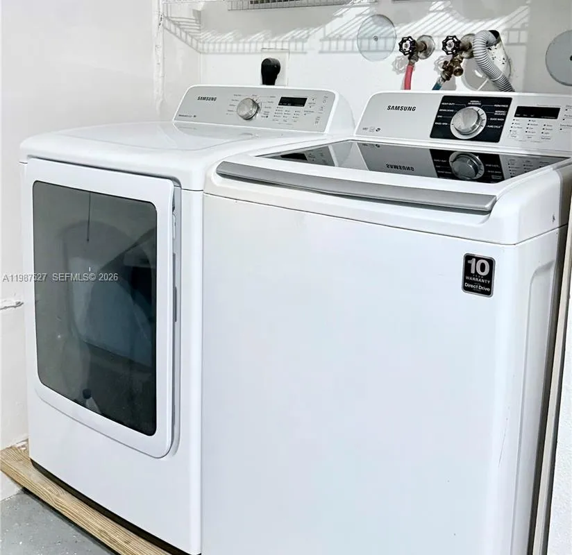 1392 Canary Island Dr # 0, Weston FL 33327