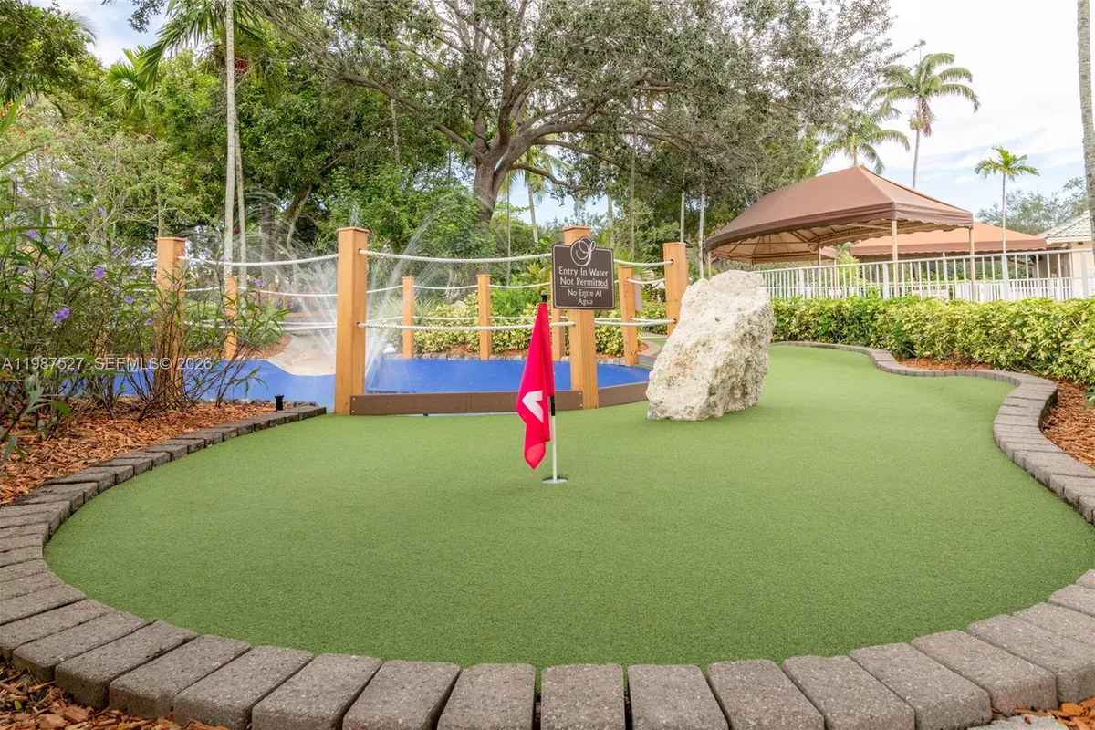 1392 Canary Island Dr # 0, Weston FL 33327