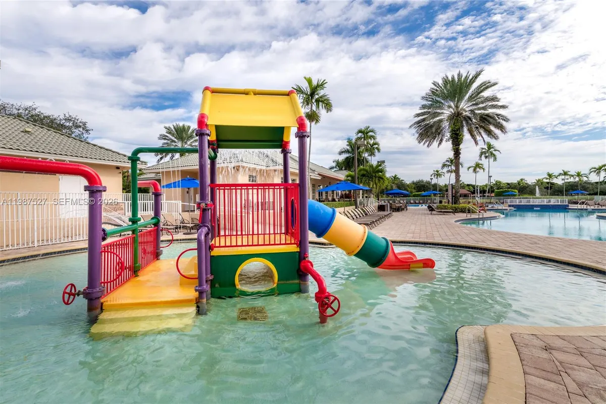 1392 Canary Island Dr # 0, Weston FL 33327