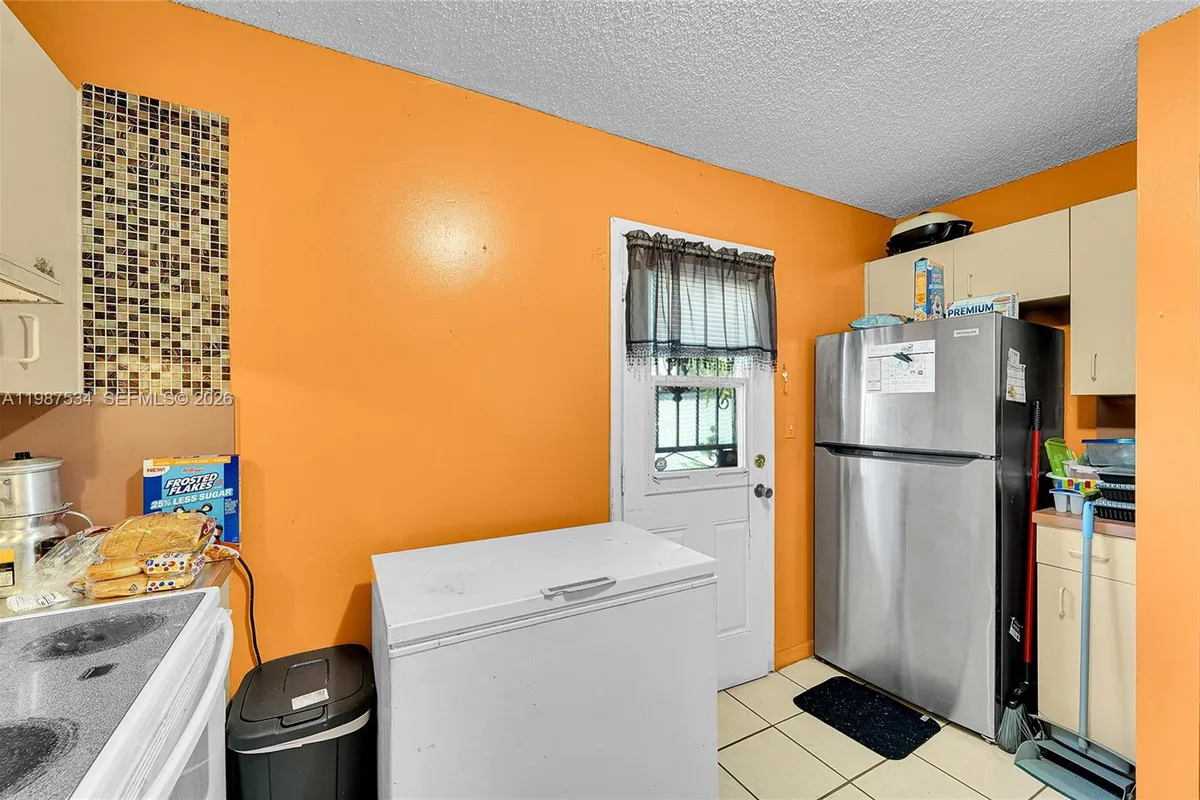 3115 NW 65th St, Miami FL 33147