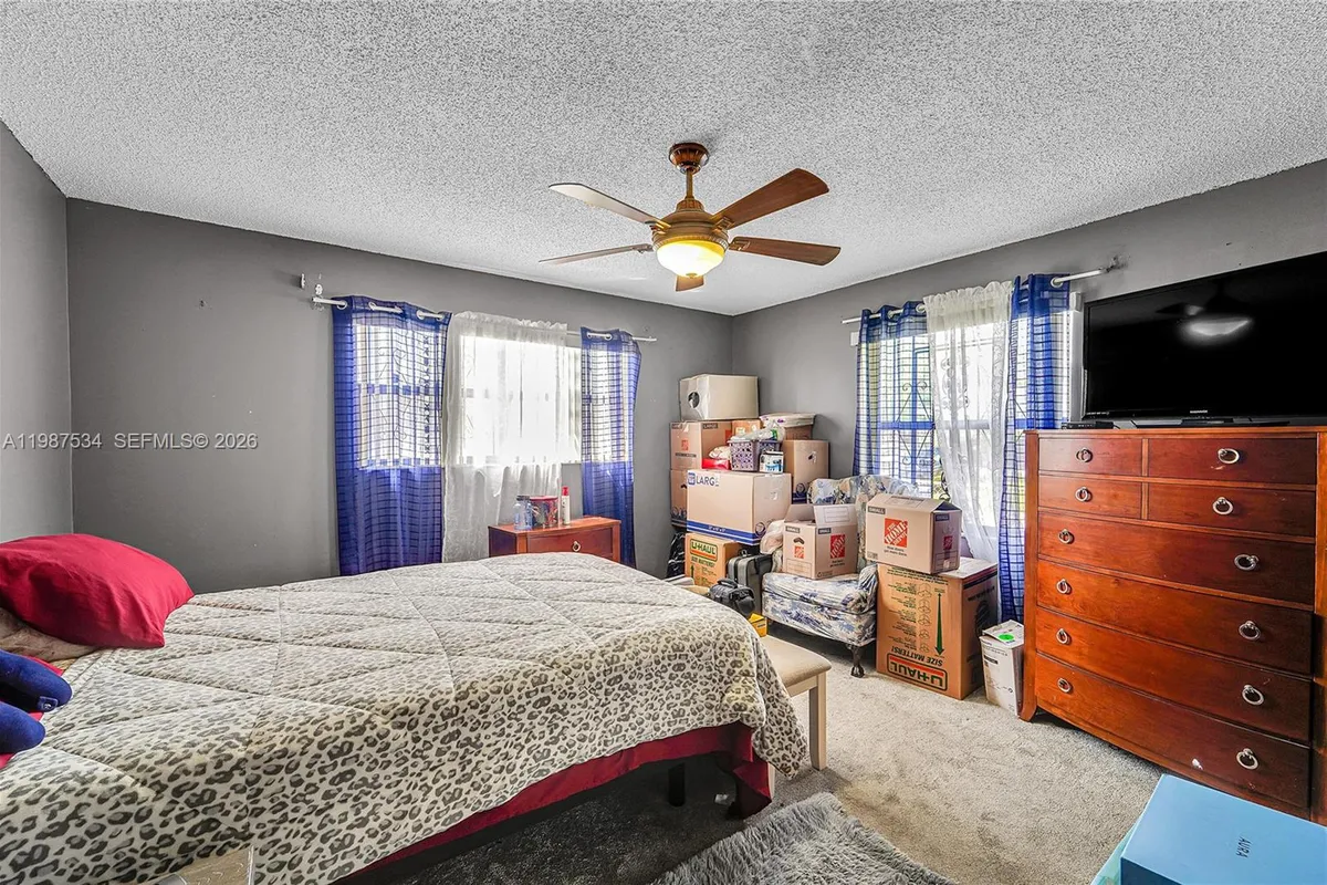 3115 NW 65th St, Miami FL 33147