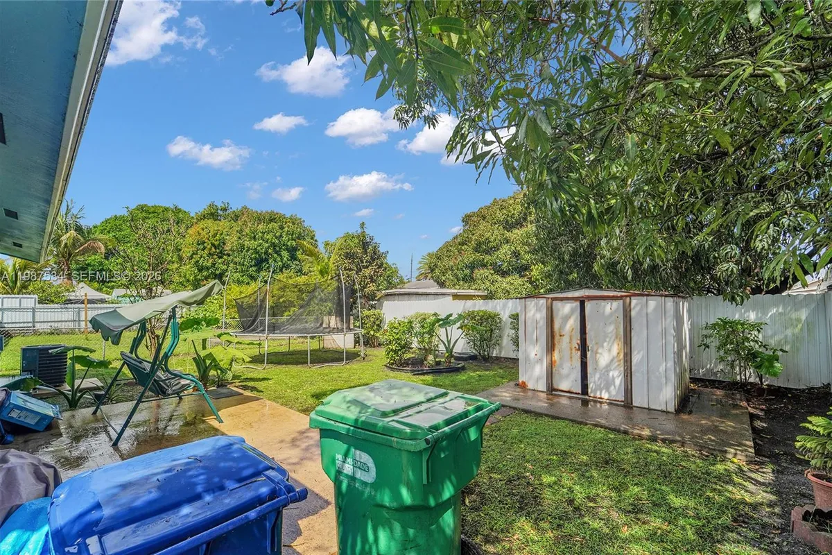 3115 NW 65th St, Miami FL 33147