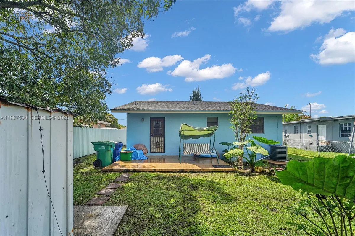 3115 NW 65th St, Miami FL 33147