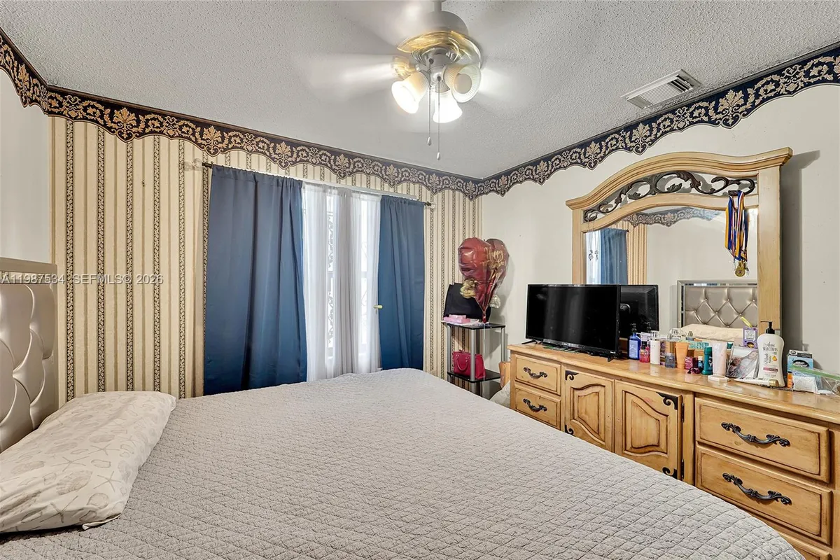 3115 NW 65th St, Miami FL 33147