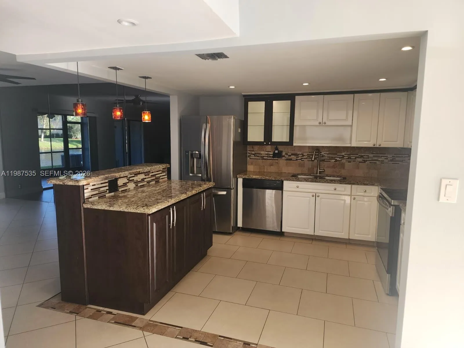 537 N University Dr # 71, Plantation FL 33324