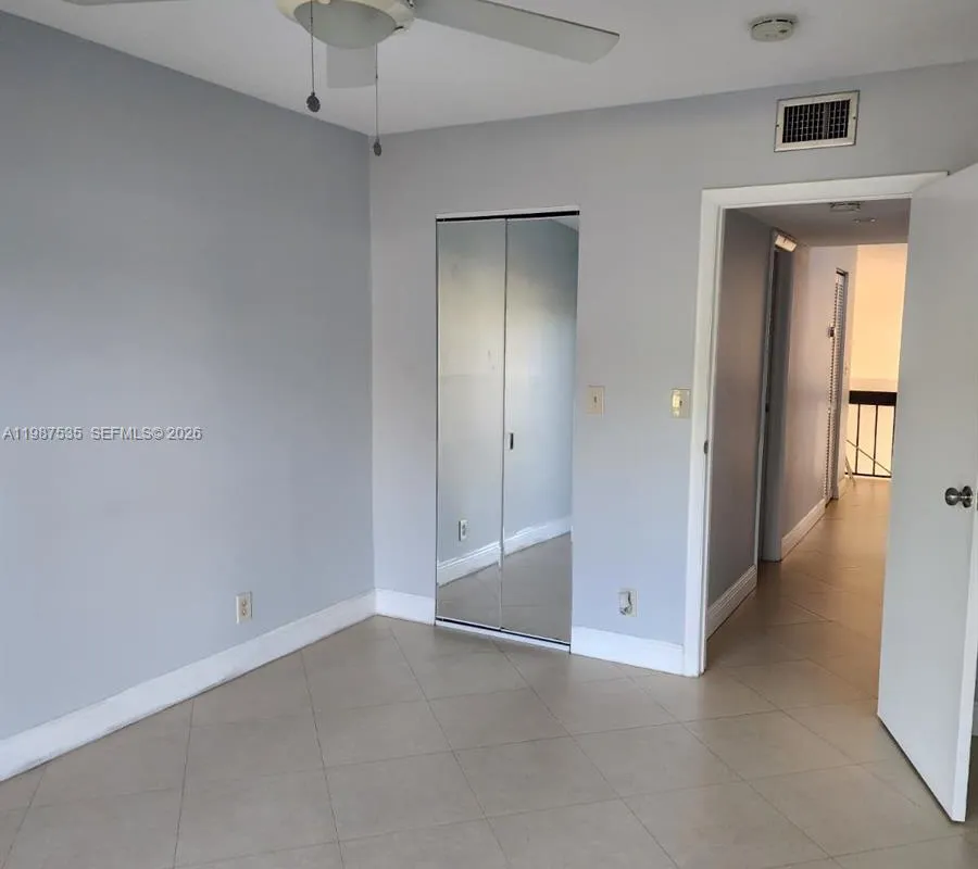 537 N University Dr # 71, Plantation FL 33324