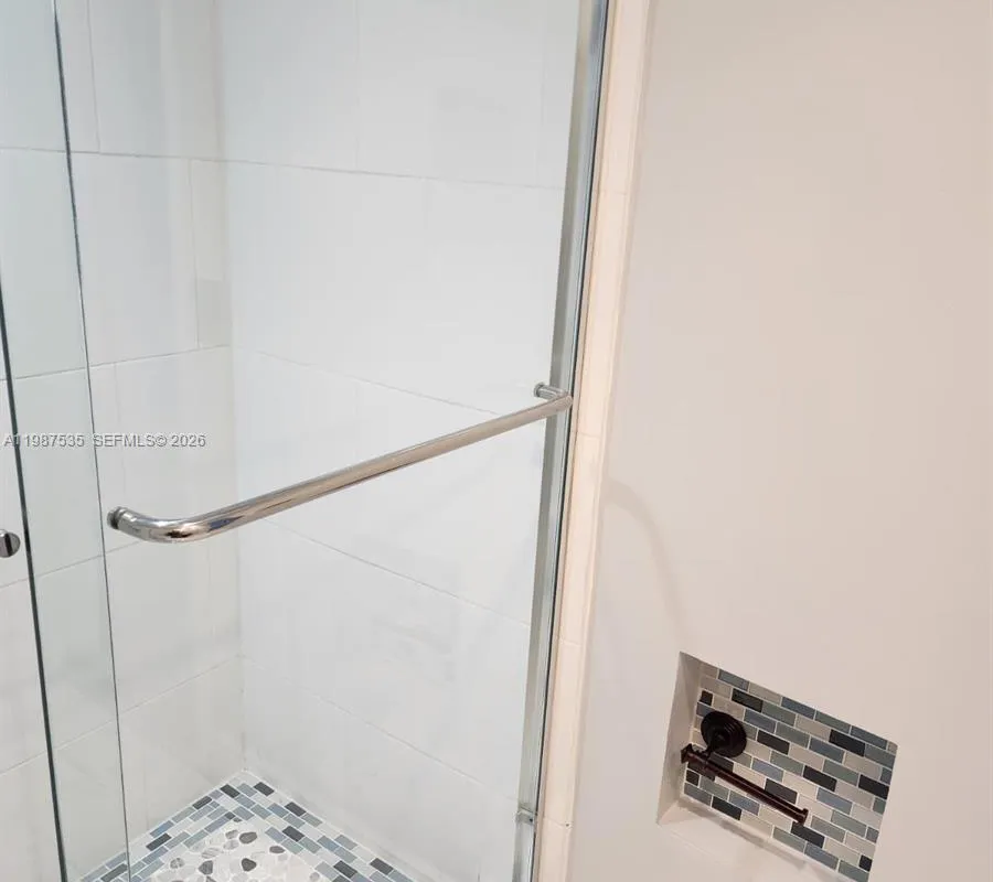 537 N University Dr # 71, Plantation FL 33324