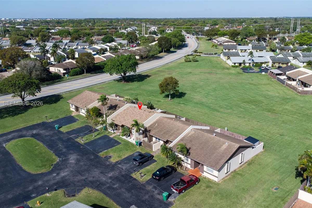 12324 SW 111th S Canal St Rd, Miami FL 33186