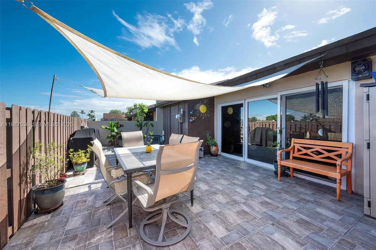 12324 SW 111th S Canal St Rd, Miami FL 33186