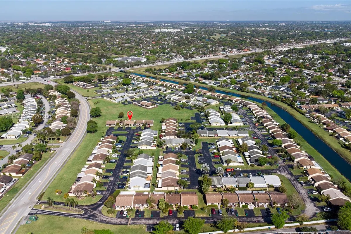 12324 SW 111th S Canal St Rd, Miami FL 33186