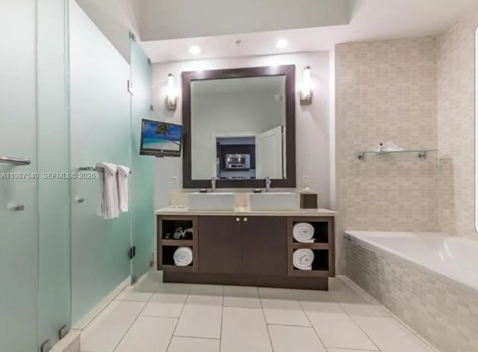 5300 NW 87 Avenue # 406, Doral FL 33178