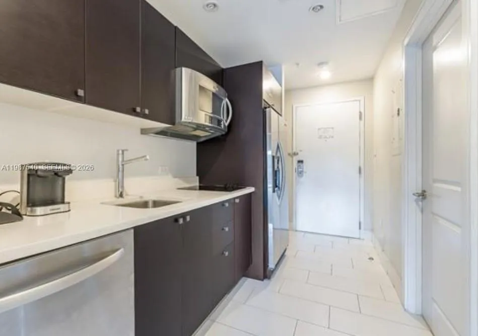 5300 NW 87 Avenue # 406, Doral FL 33178