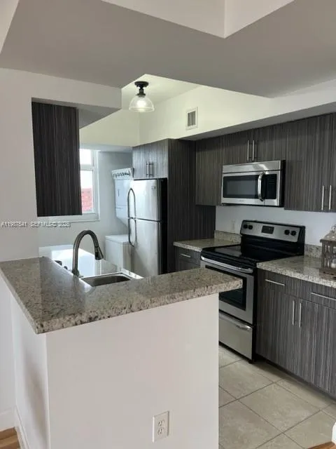 5077 NW 7th St # 917, Miami FL 33126