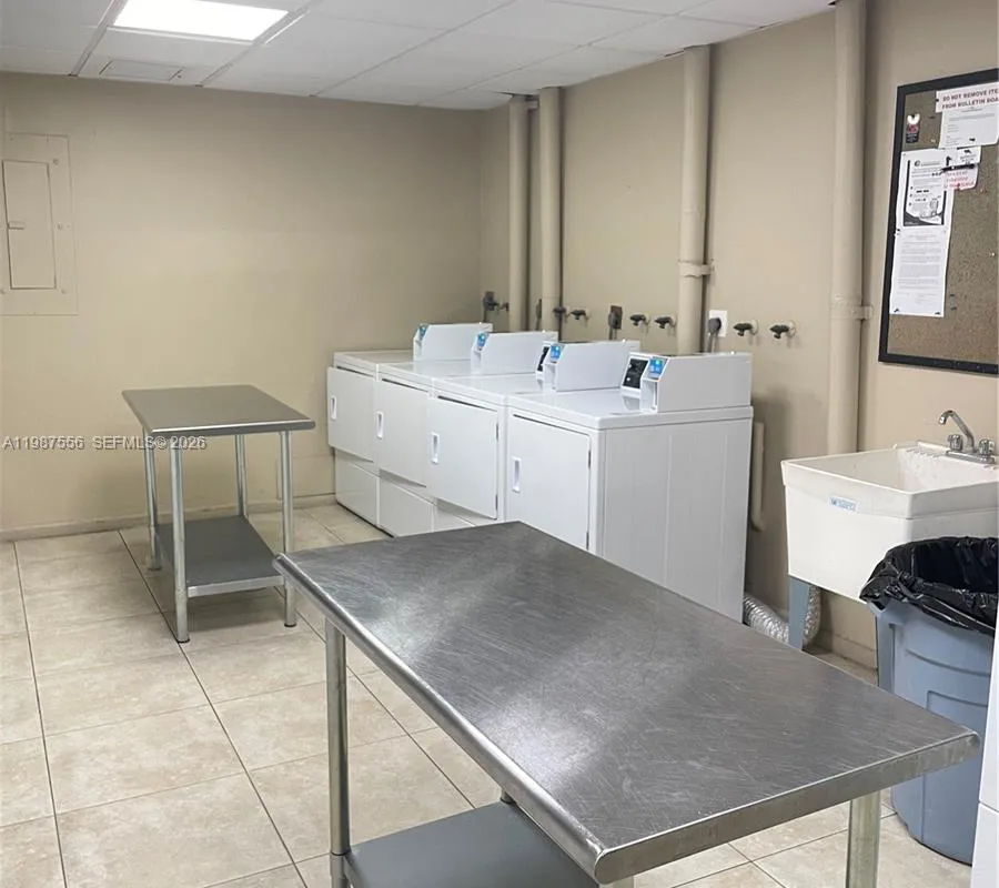 900 NE 18th Ave # 1004, Fort Lauderdale FL 33304