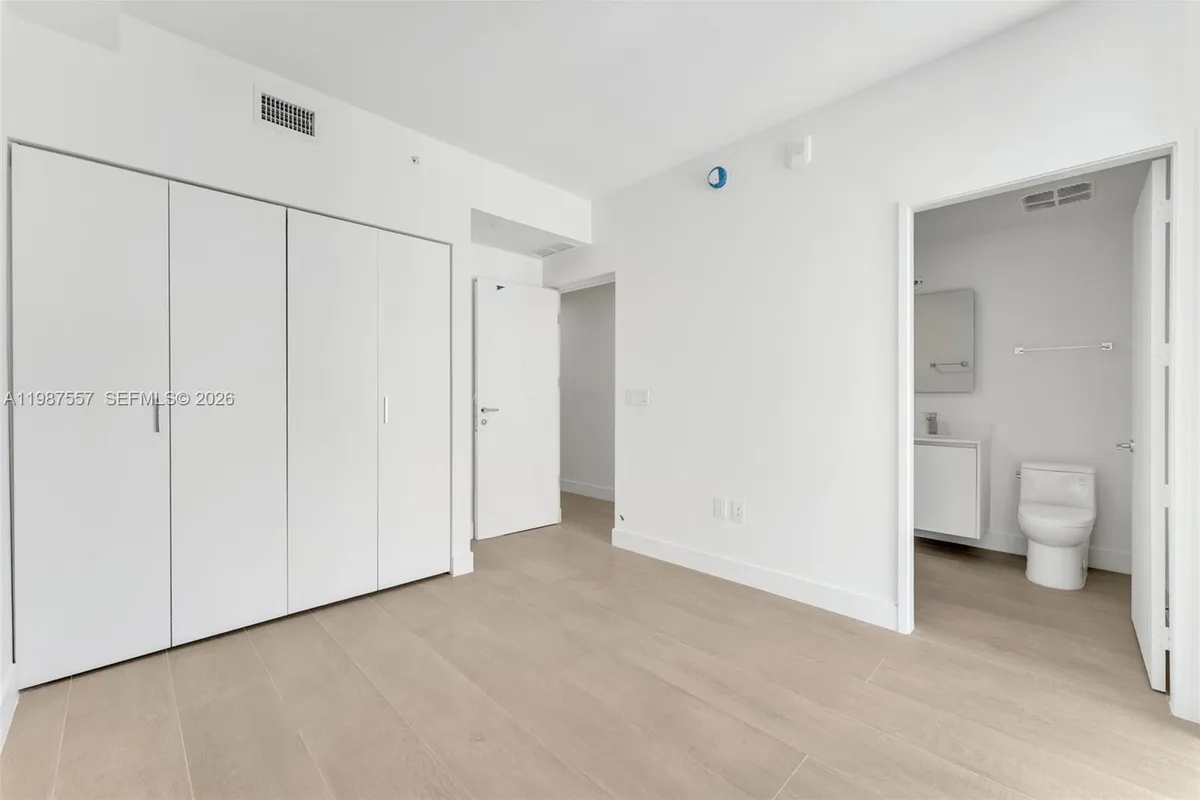 700 NE 24th st # 1207, Miami FL 33137