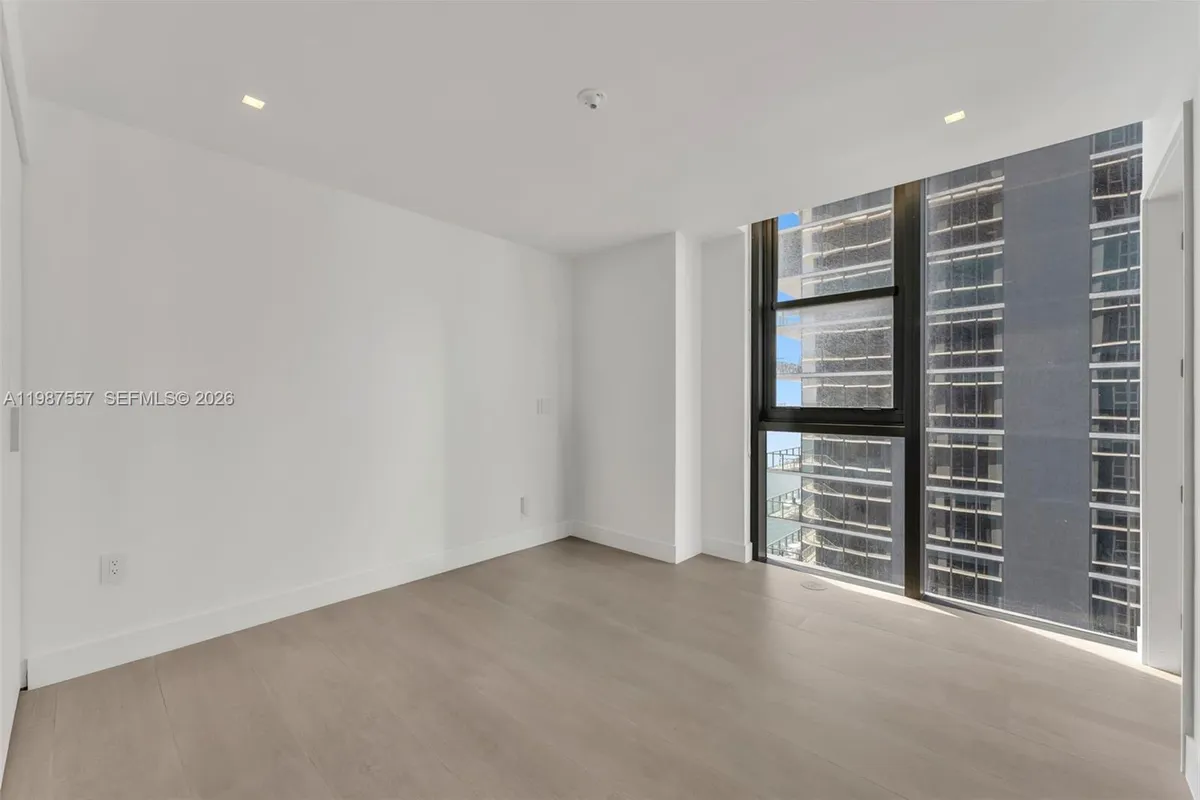 700 NE 24th st # 1207, Miami FL 33137