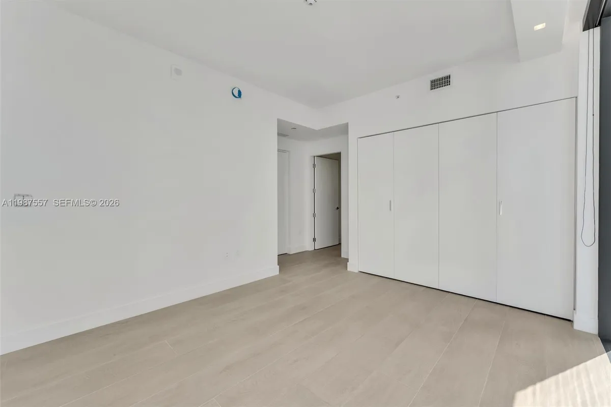 700 NE 24th st # 1207, Miami FL 33137