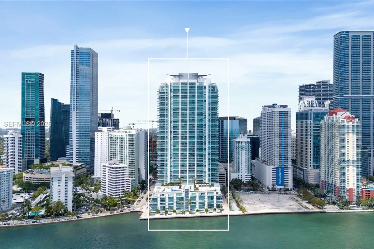 1331 Brickell Bay Dr # 1606, Miami FL 33131