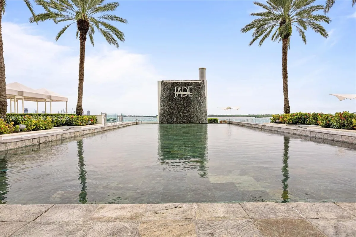 1331 Brickell Bay Dr # 1606, Miami FL 33131