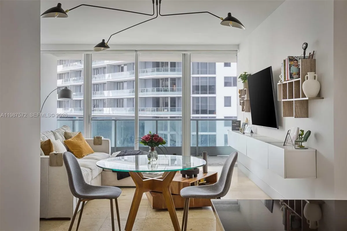 1331 Brickell Bay Dr # 1606, Miami FL 33131