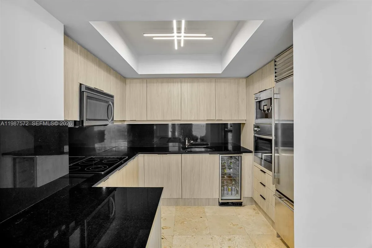 1331 Brickell Bay Dr # 1606, Miami FL 33131