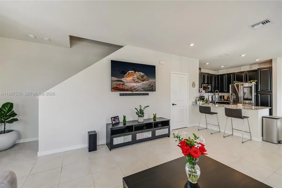 10902 SW 232nd Ter, Homestead FL 33032