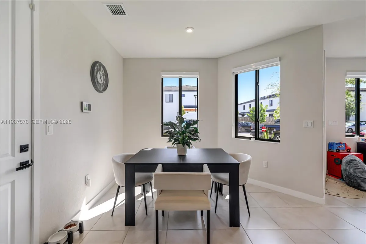 10902 SW 232nd Ter, Homestead FL 33032