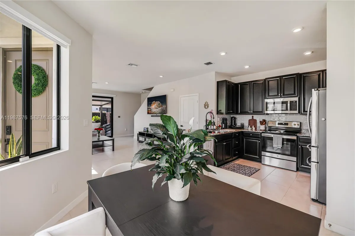 10902 SW 232nd Ter, Homestead FL 33032