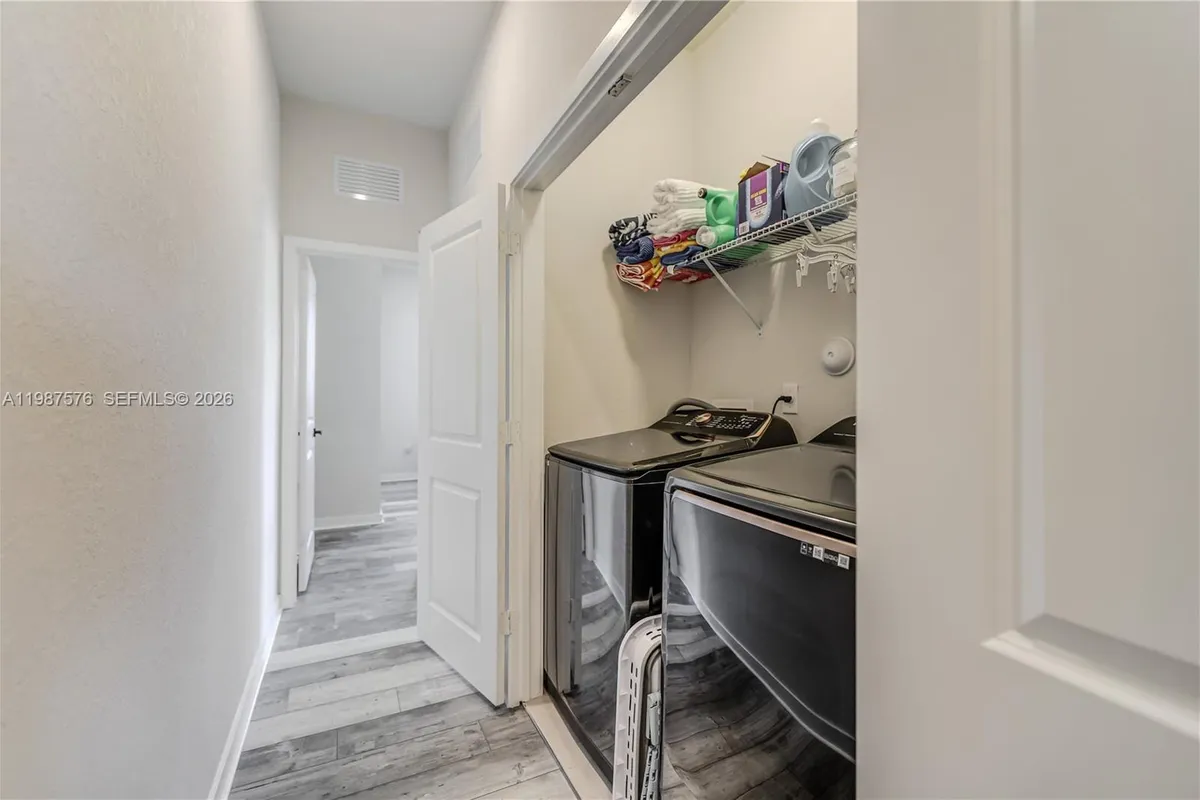 10902 SW 232nd Ter, Homestead FL 33032