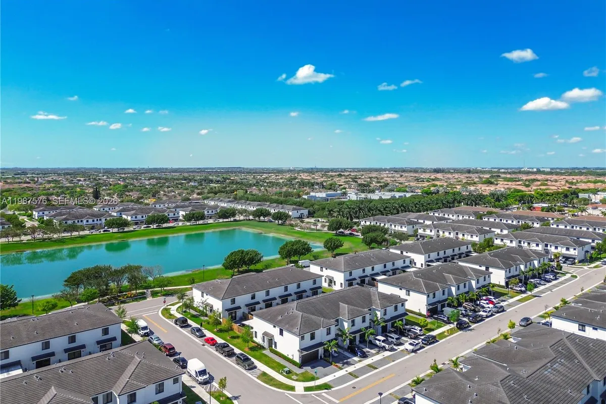 10902 SW 232nd Ter, Homestead FL 33032