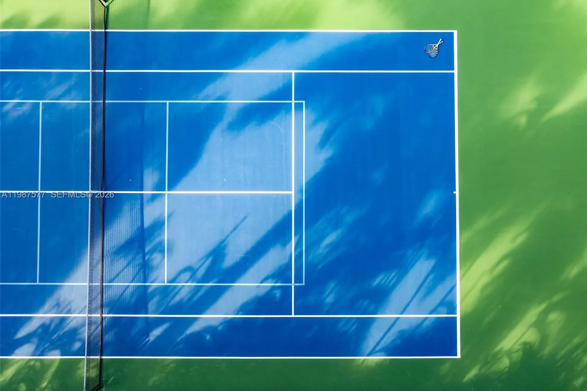 14615 SW 77th Ct, Palmetto Bay FL 33158