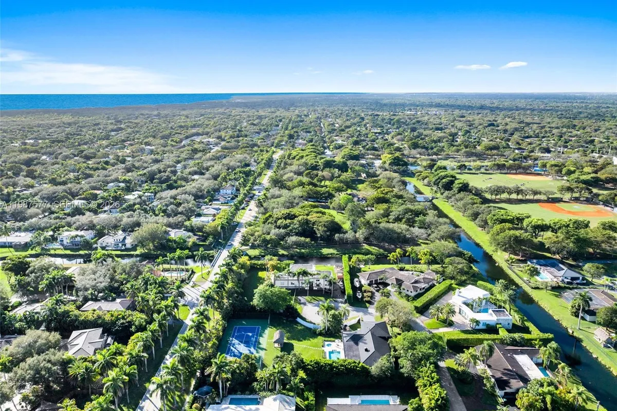 14615 SW 77th Ct, Palmetto Bay FL 33158