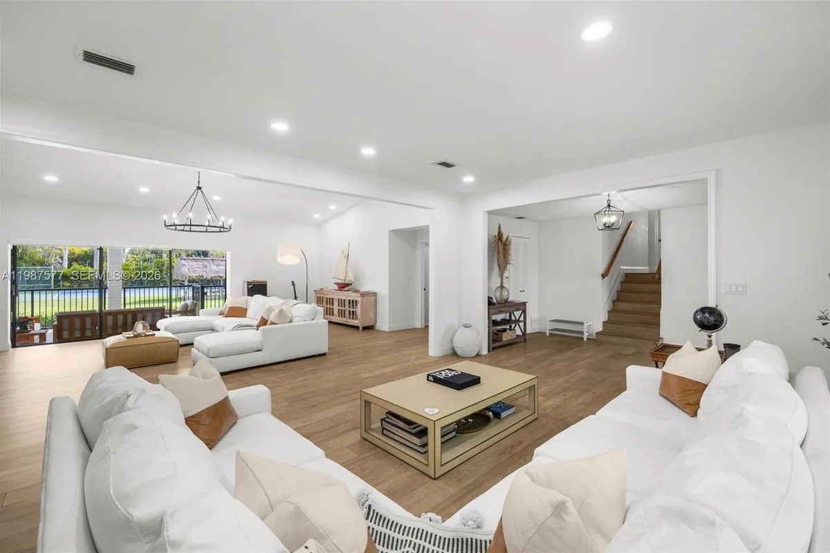 14615 SW 77th Ct, Palmetto Bay FL 33158