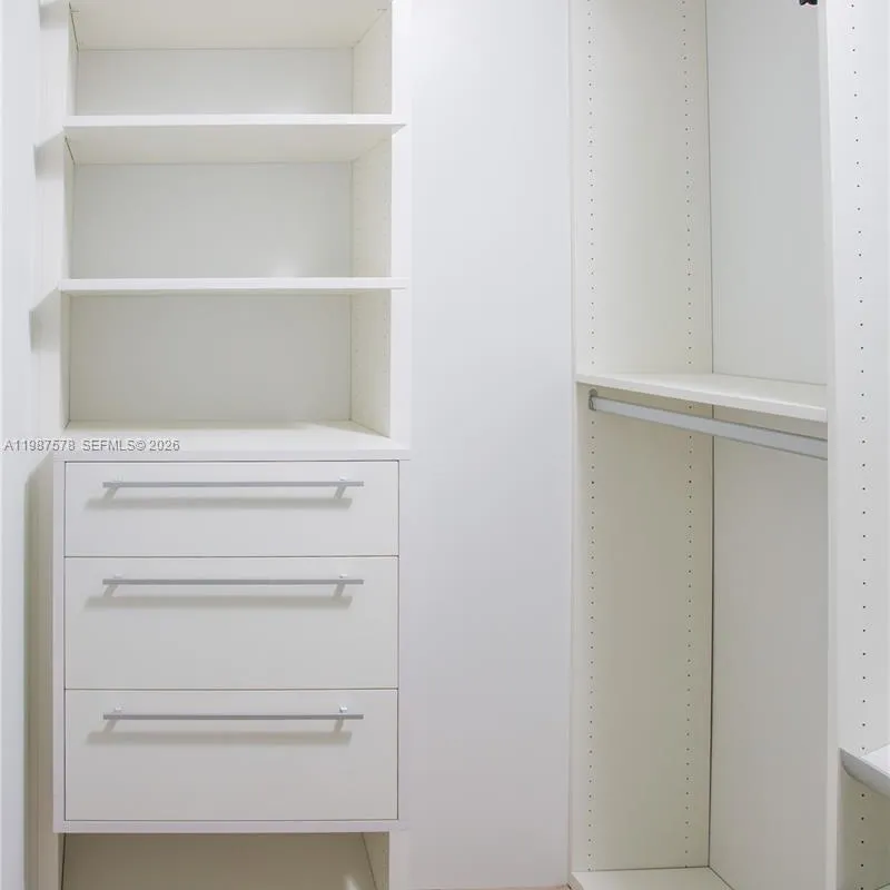 1300 S Miami Ave # 2702, Miami FL 33130