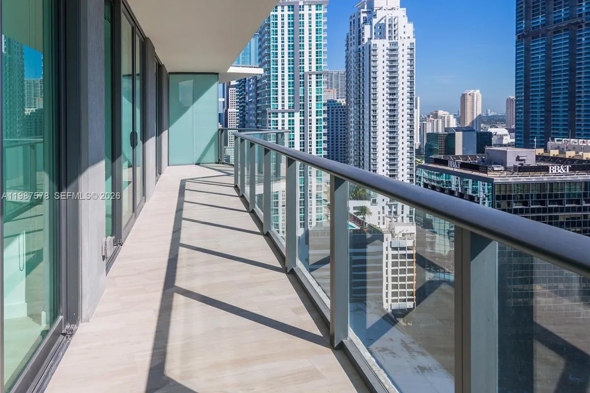 1300 S Miami Ave # 2702, Miami FL 33130