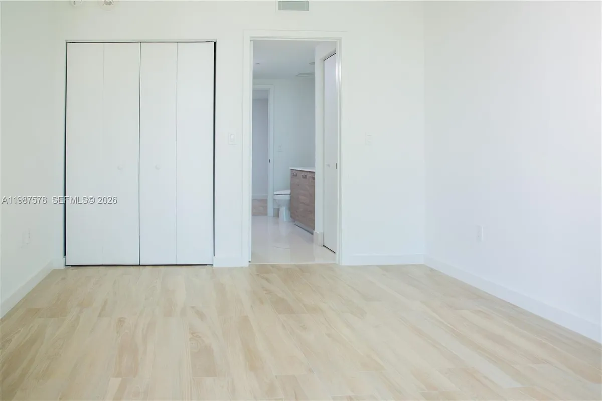 1300 S Miami Ave # 2702, Miami FL 33130