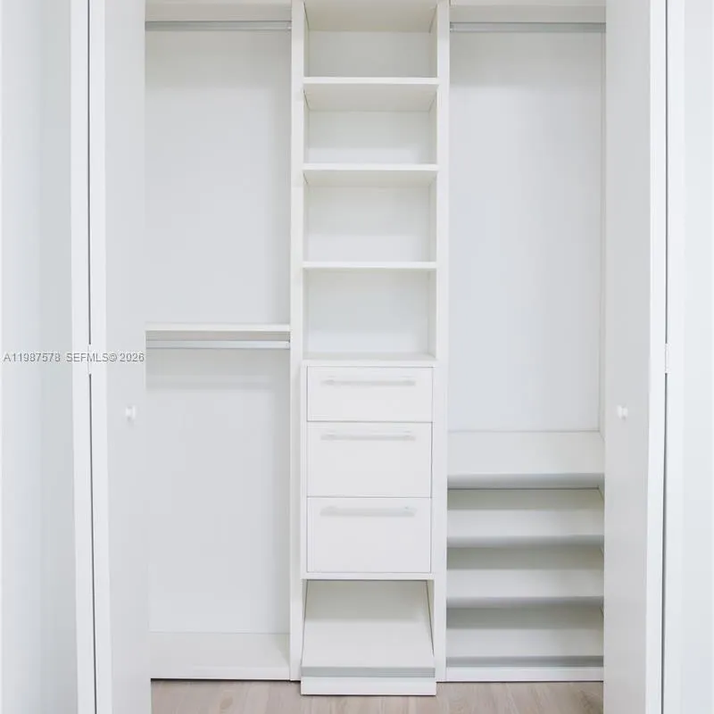 1300 S Miami Ave # 2702, Miami FL 33130