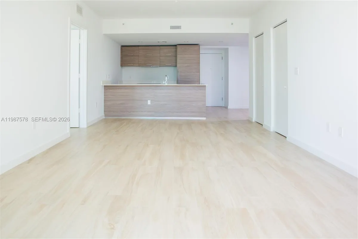 1300 S Miami Ave # 2702, Miami FL 33130