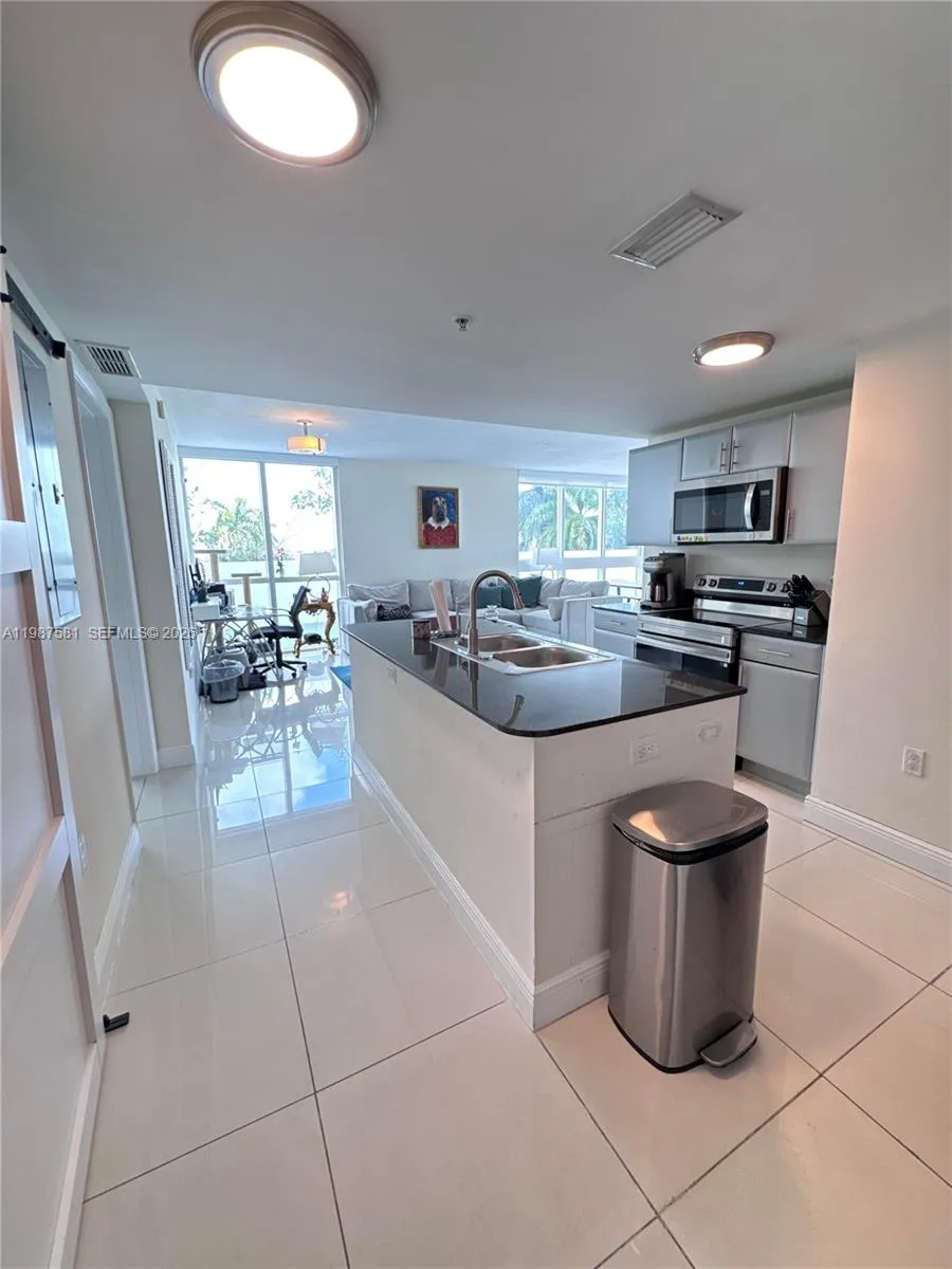 1861 NW S River Dr # 705, Miami FL 33125