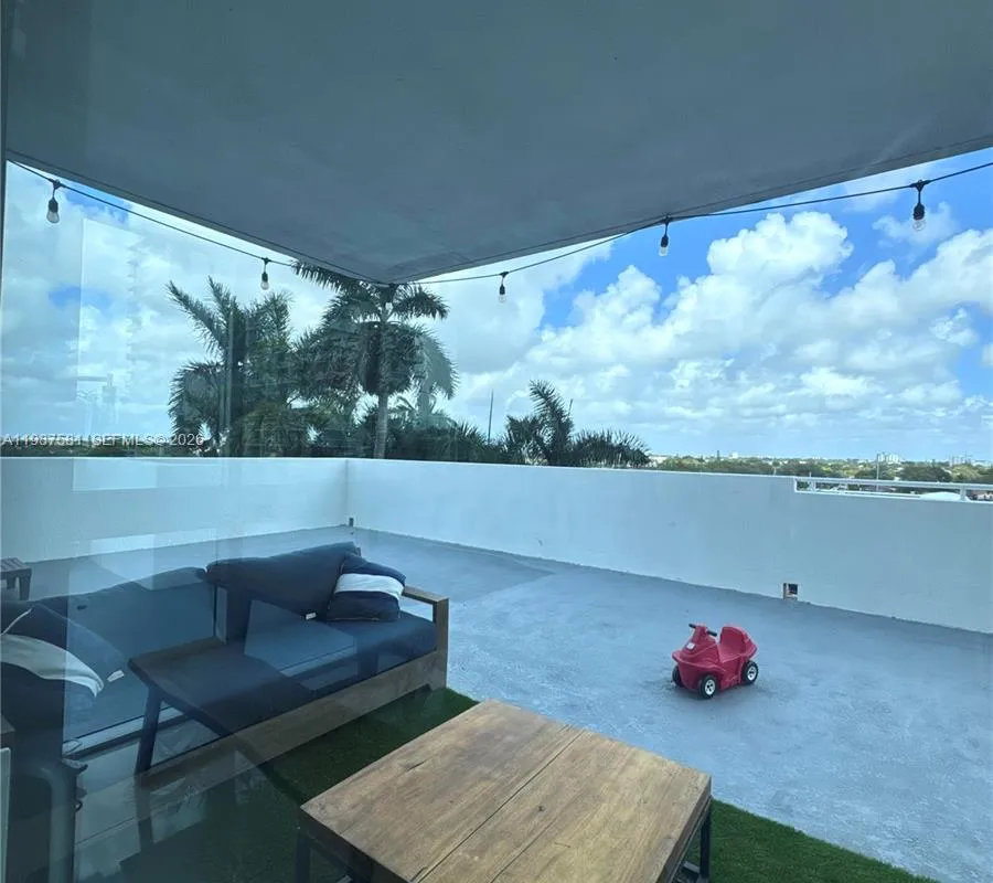 1861 NW S River Dr # 705, Miami FL 33125