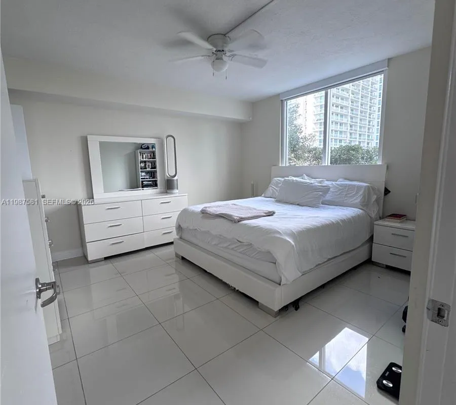 1861 NW S River Dr # 705, Miami FL 33125