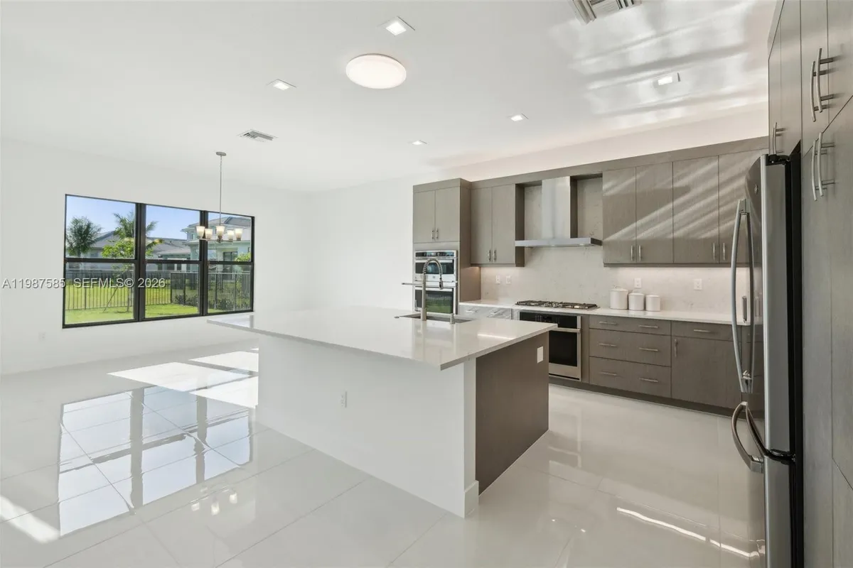 13076 Feathering Way, Palm Beach Gardens FL 33412