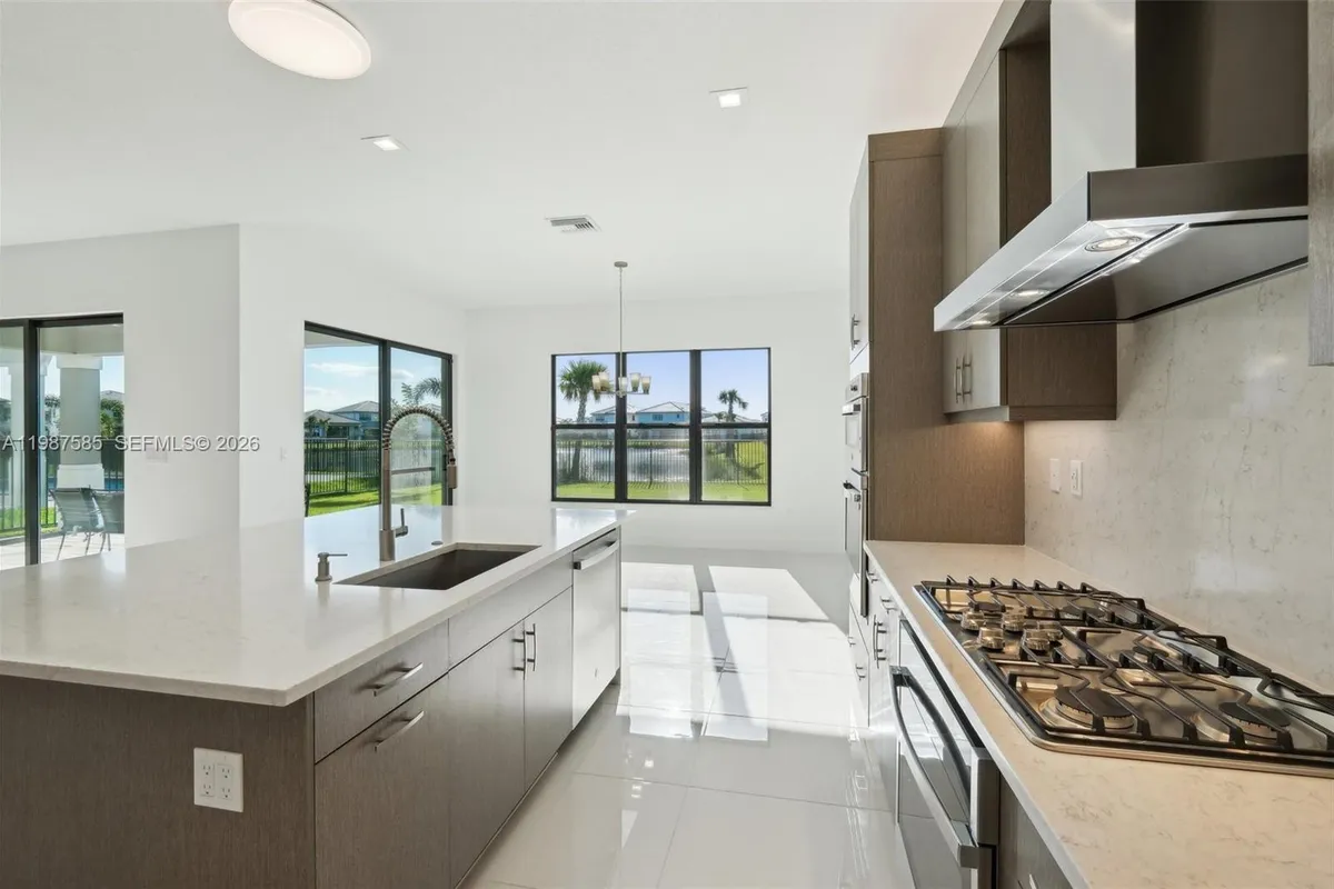 13076 Feathering Way, Palm Beach Gardens FL 33412