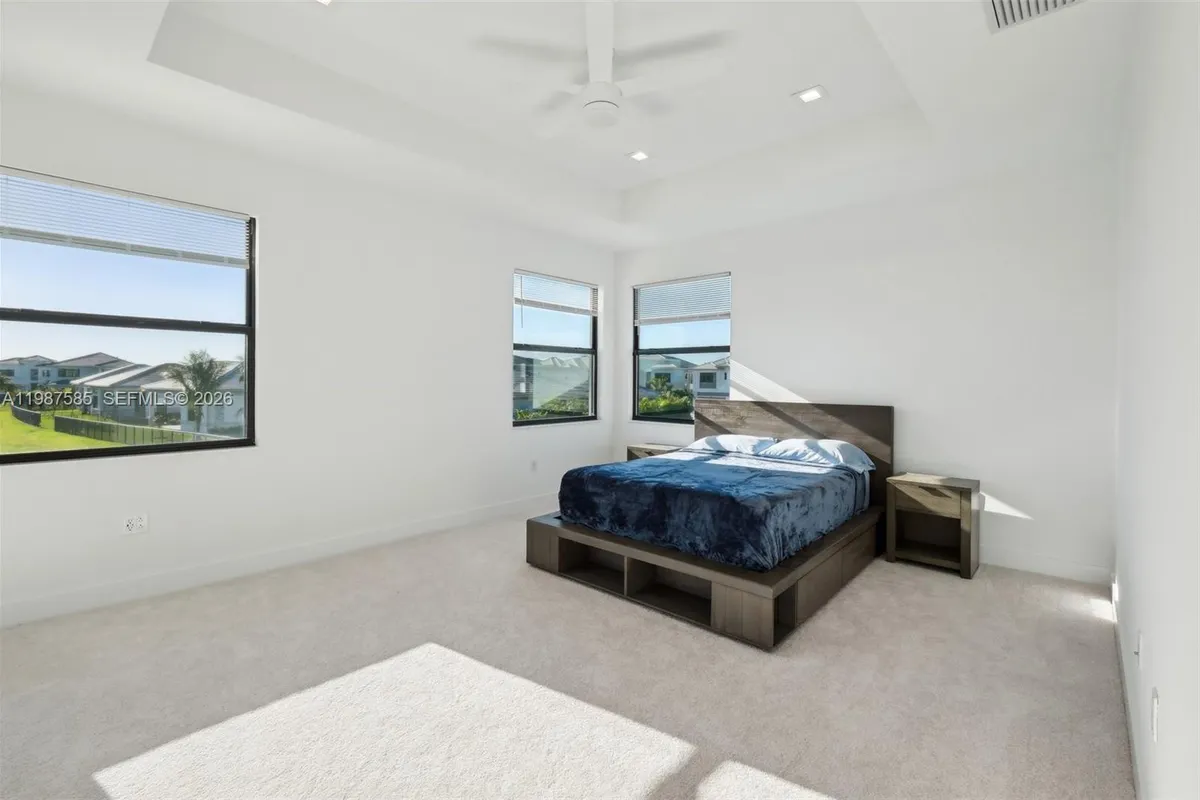 13076 Feathering Way, Palm Beach Gardens FL 33412