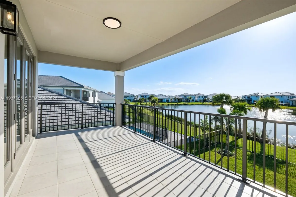 13076 Feathering Way, Palm Beach Gardens FL 33412