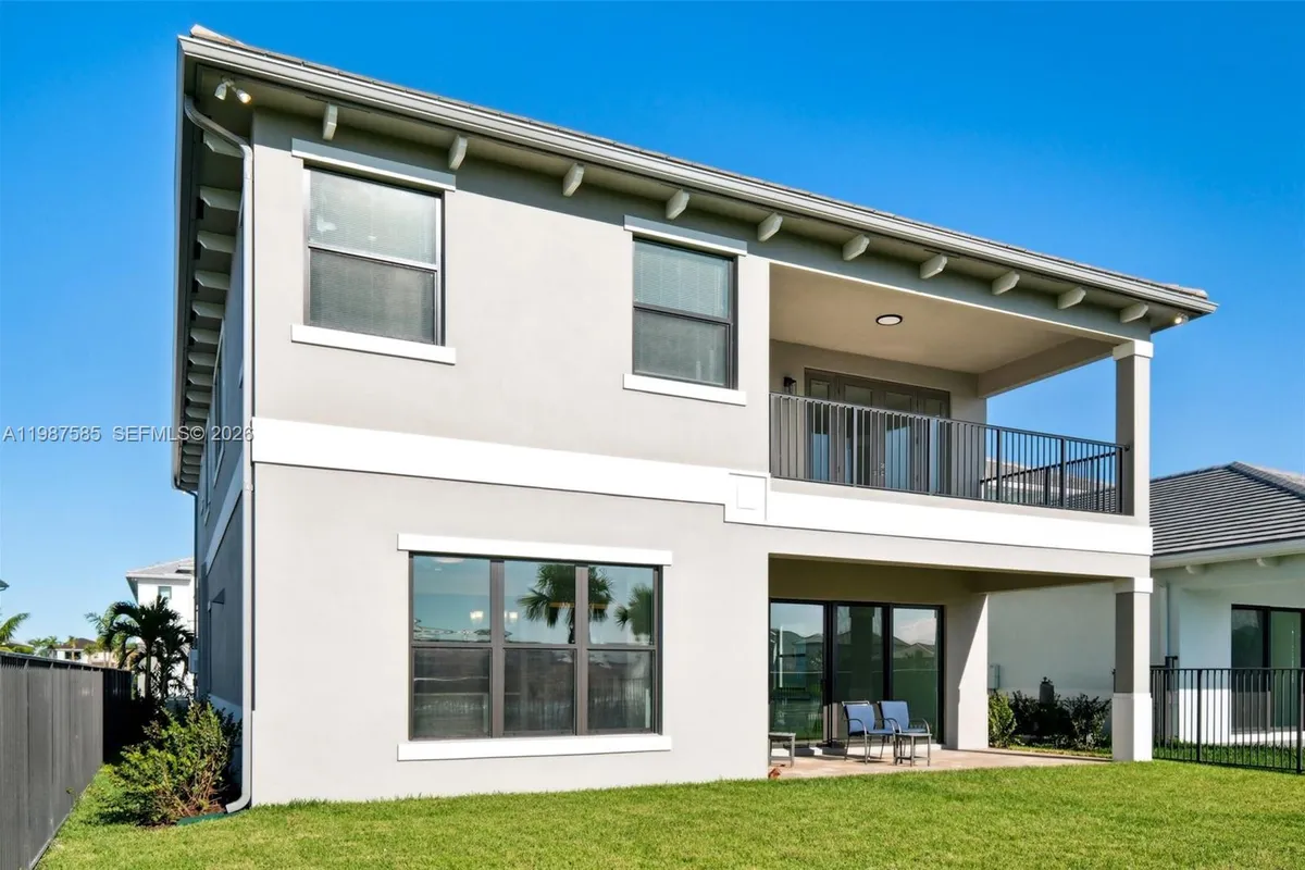 13076 Feathering Way, Palm Beach Gardens FL 33412