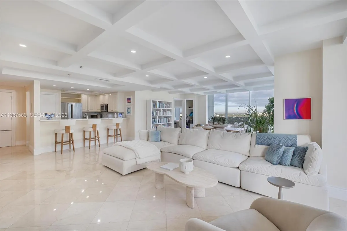 3400 SW 27th Ave # 1706, Miami FL 33133